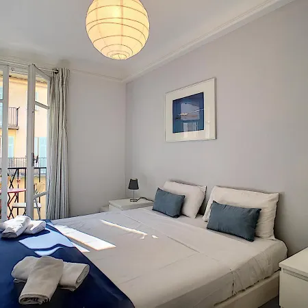 Nestor&jeeves - Francois Vieux - Old Town - Close Sea * Nice